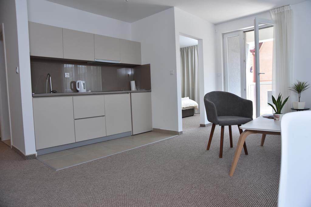 Kozle City Apartments سكوبجي الغرفة الصورة