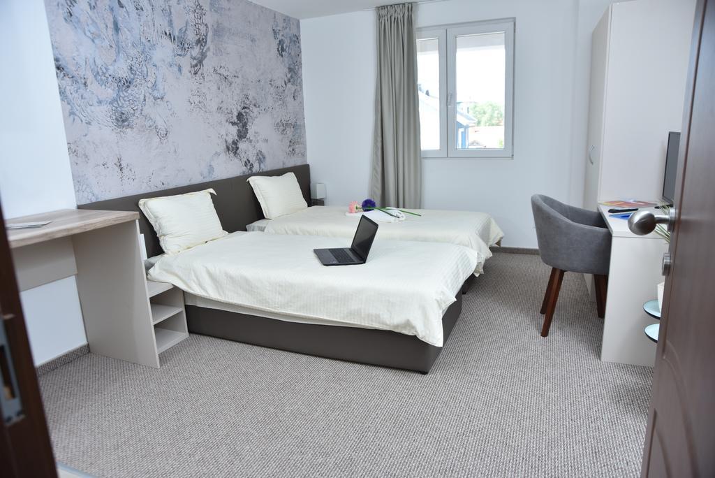 Kozle City Apartments سكوبجي الغرفة الصورة