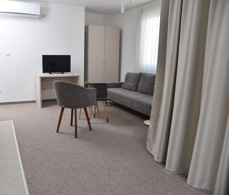 Kozle City Apartments سكوبجي الغرفة الصورة
